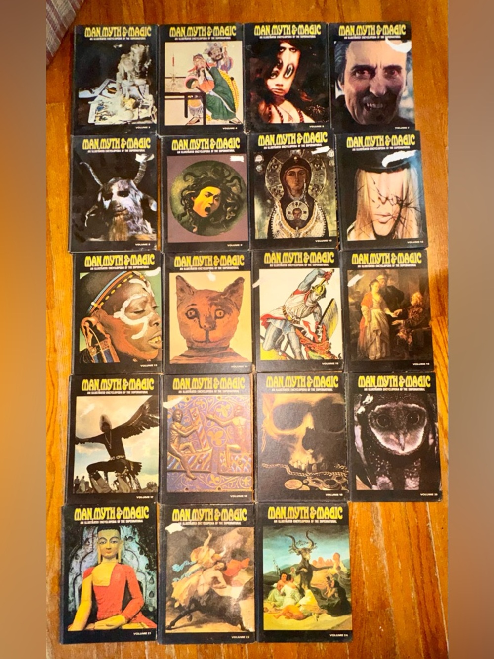 Beautiful Vintage 1970 Man, Myth & Magic
Encyclopedia